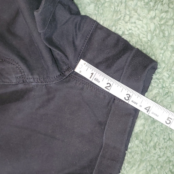 ● Junior's Black Shorts - Picture 5 of 6
